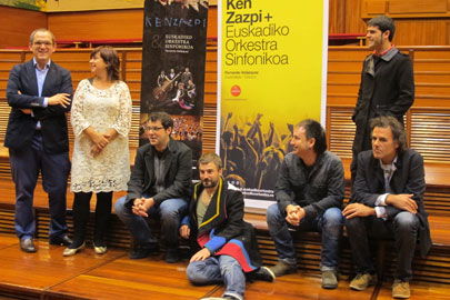 Ken Zazpi y la Orquesta de Euskadi en concierto, en la cuarta edición de "klasikat"