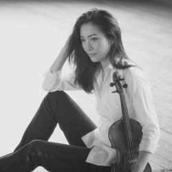 Akiko Suwanai