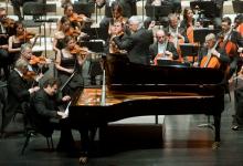 Gilbert Varga, Arcadi Volodos y la Orquesta de Euskadi