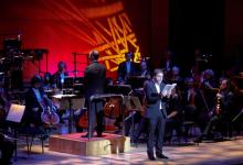 Lawrence Renes, Kirmen Uribe y la Orquesta de Euskadi