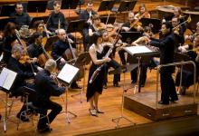 Anne Charlotte Lacroix junto a la Orquesta de Euskadi