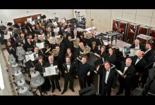 Andra Mari Abesbatza, trompas de la OSE y la arpista Alicia Griffiths