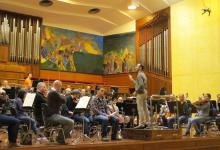 Ensayo de la Orquesta de Euskadi y Kirmen Uribe, dirigido por Lawrence Renes