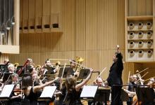 La Orquesta en Linz bajo las órdenes de Robert Treviño